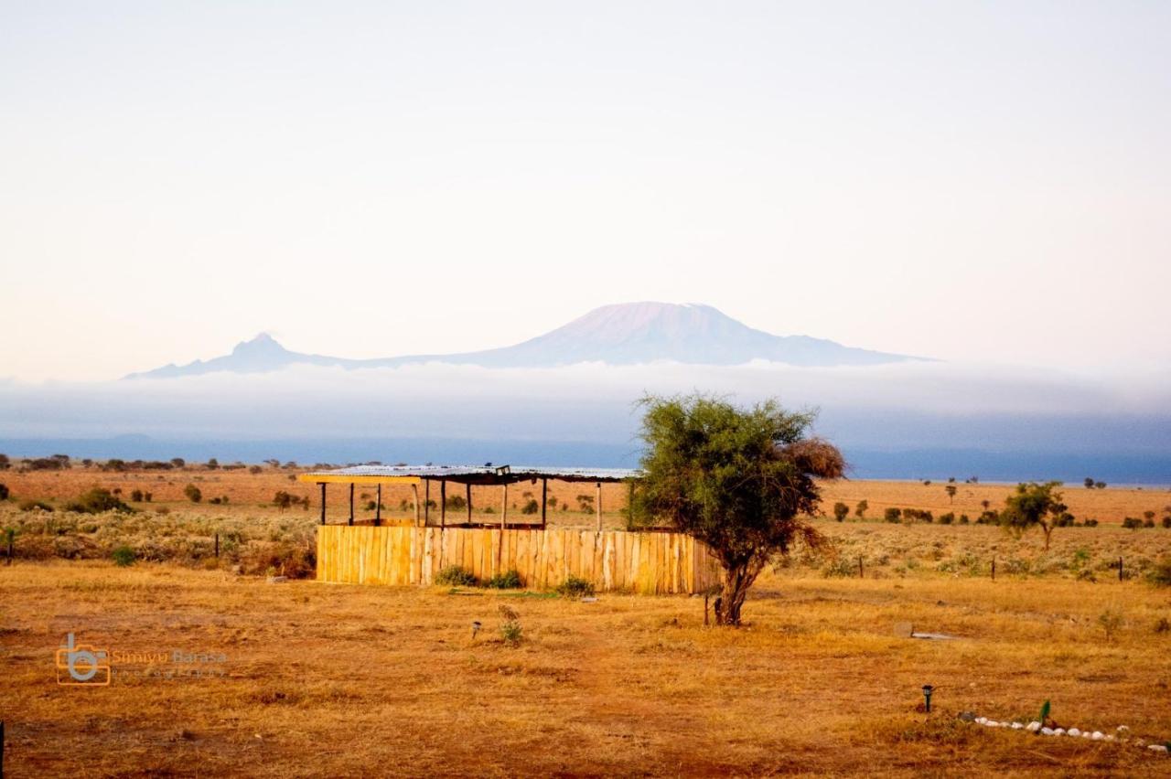 Apartamento Amboseli Redhouse Exterior foto